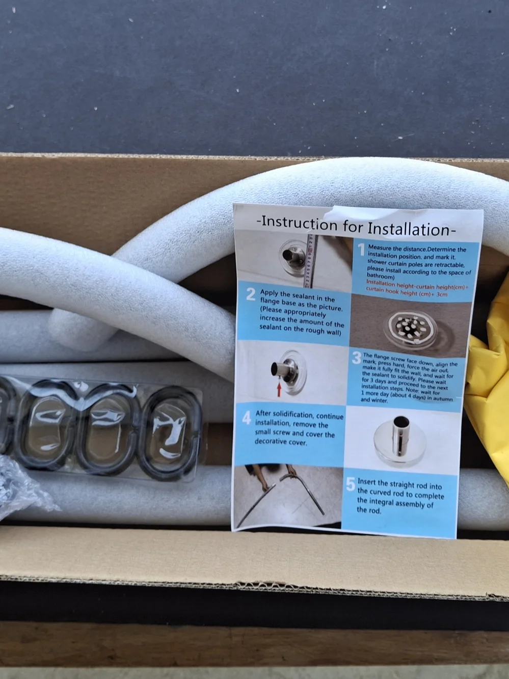 Curved Stretchable Black Cortain Rod Kit.